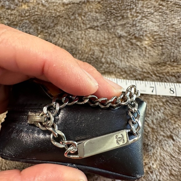 Chanel zipper pouch - Picture 6 of 14